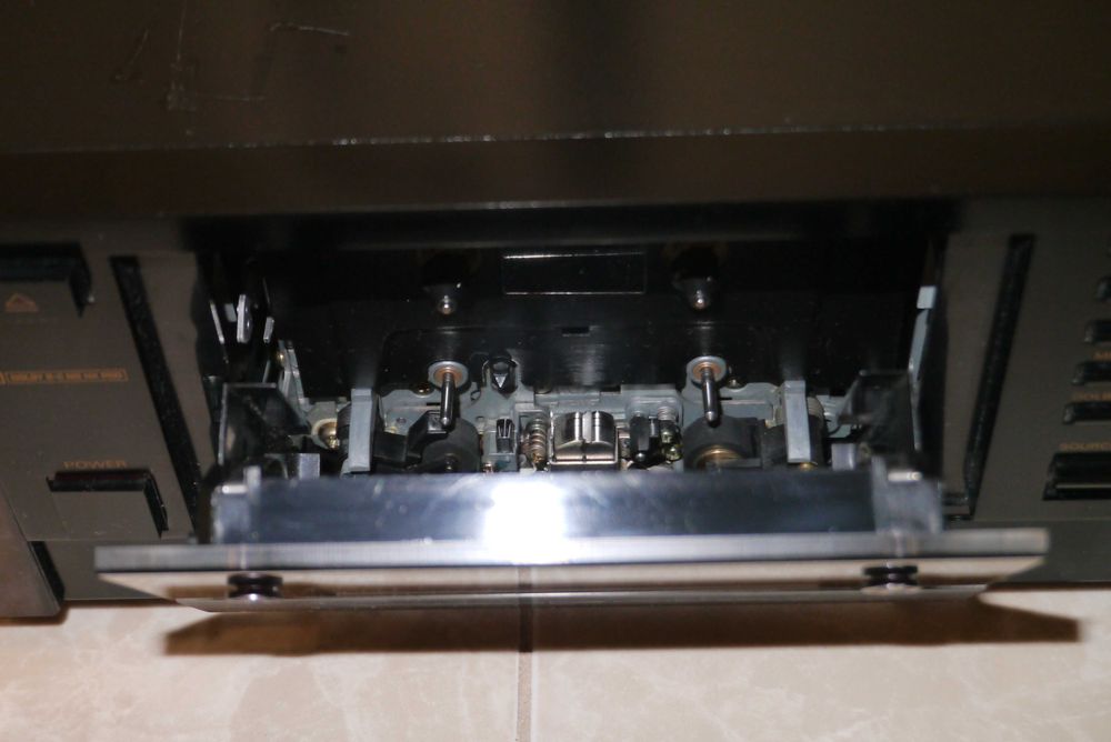 Касетна дека Grundig CT-905 Fine Arts.