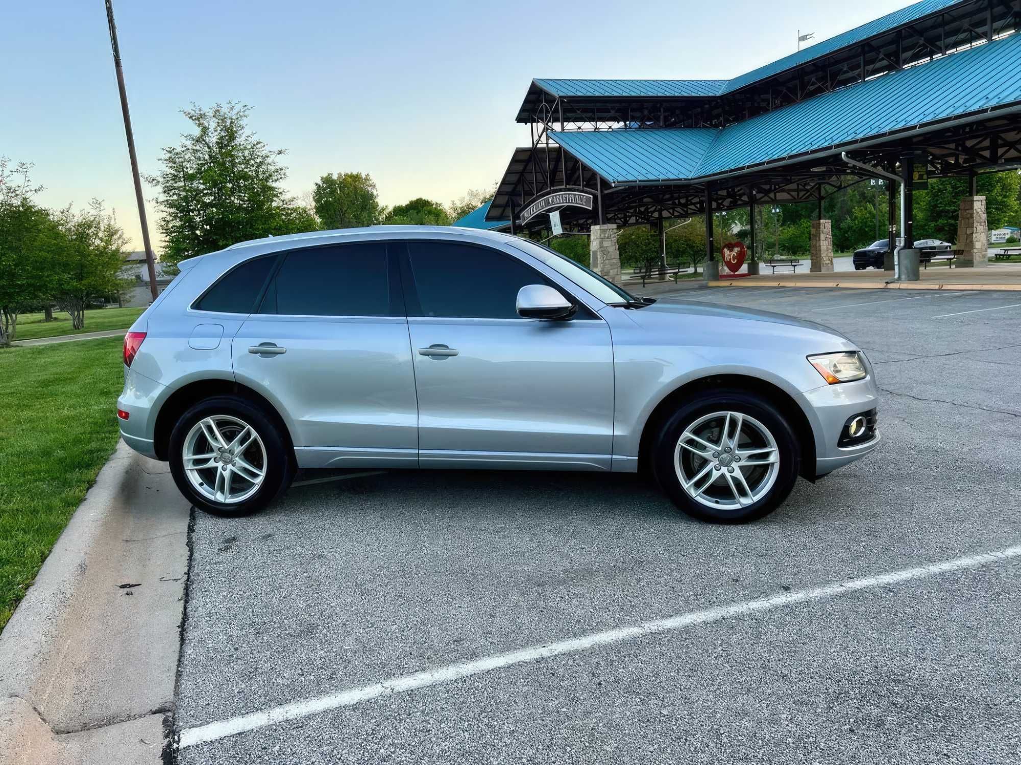 2016 Audi Q5 Premium Plus