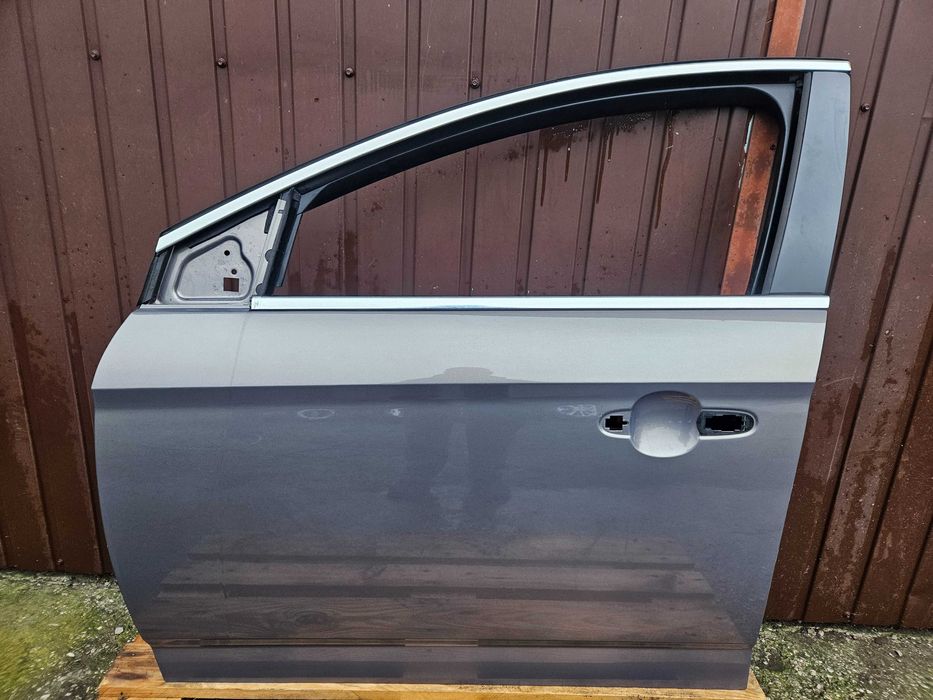 Drzwi lewe przednie Mondeo MK4 Lift kod LA