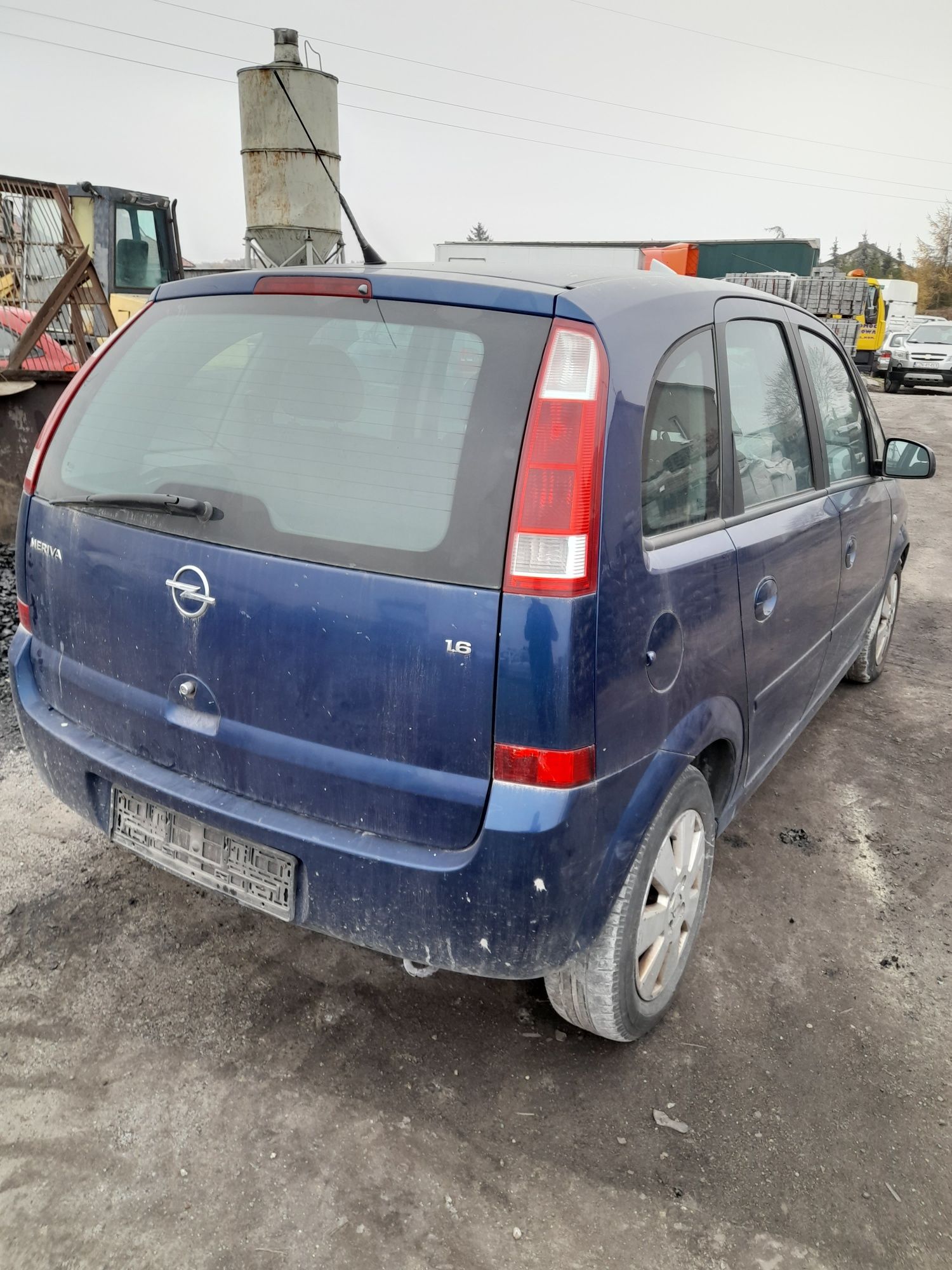 Opel Meriva kod lakieru Z21B drwi kompletne stan bdb wysyłka