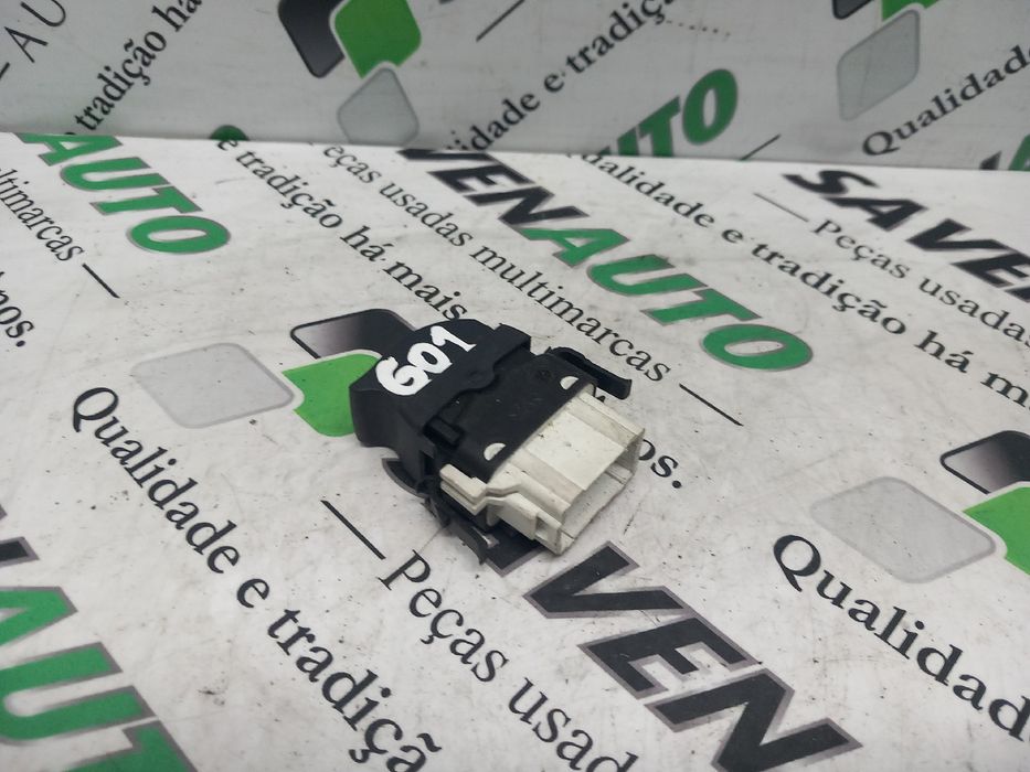 Comando / botão / interruptor vidros frente direito RENAULT Clio II (B