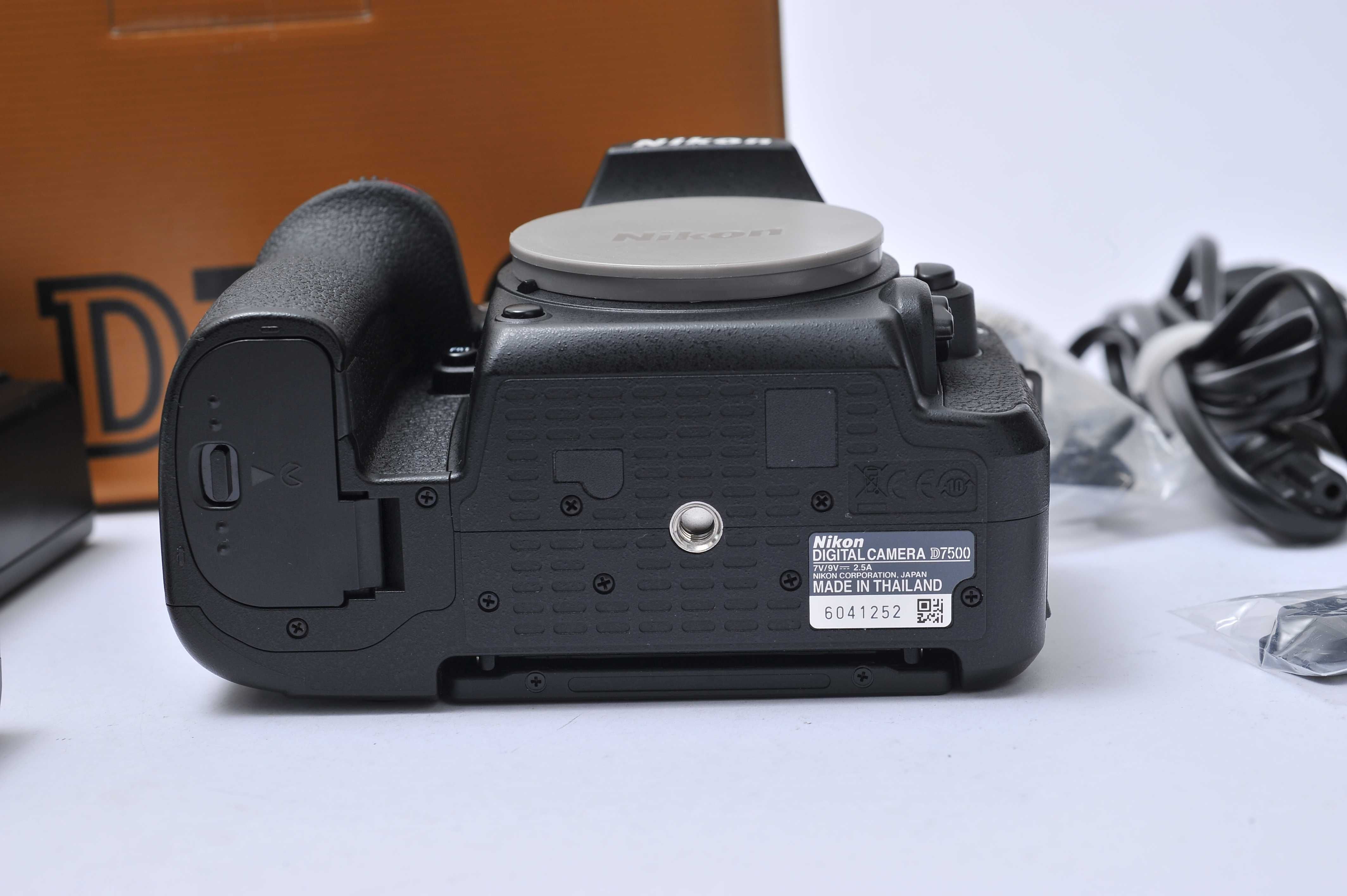Nikon D7500 Seminova