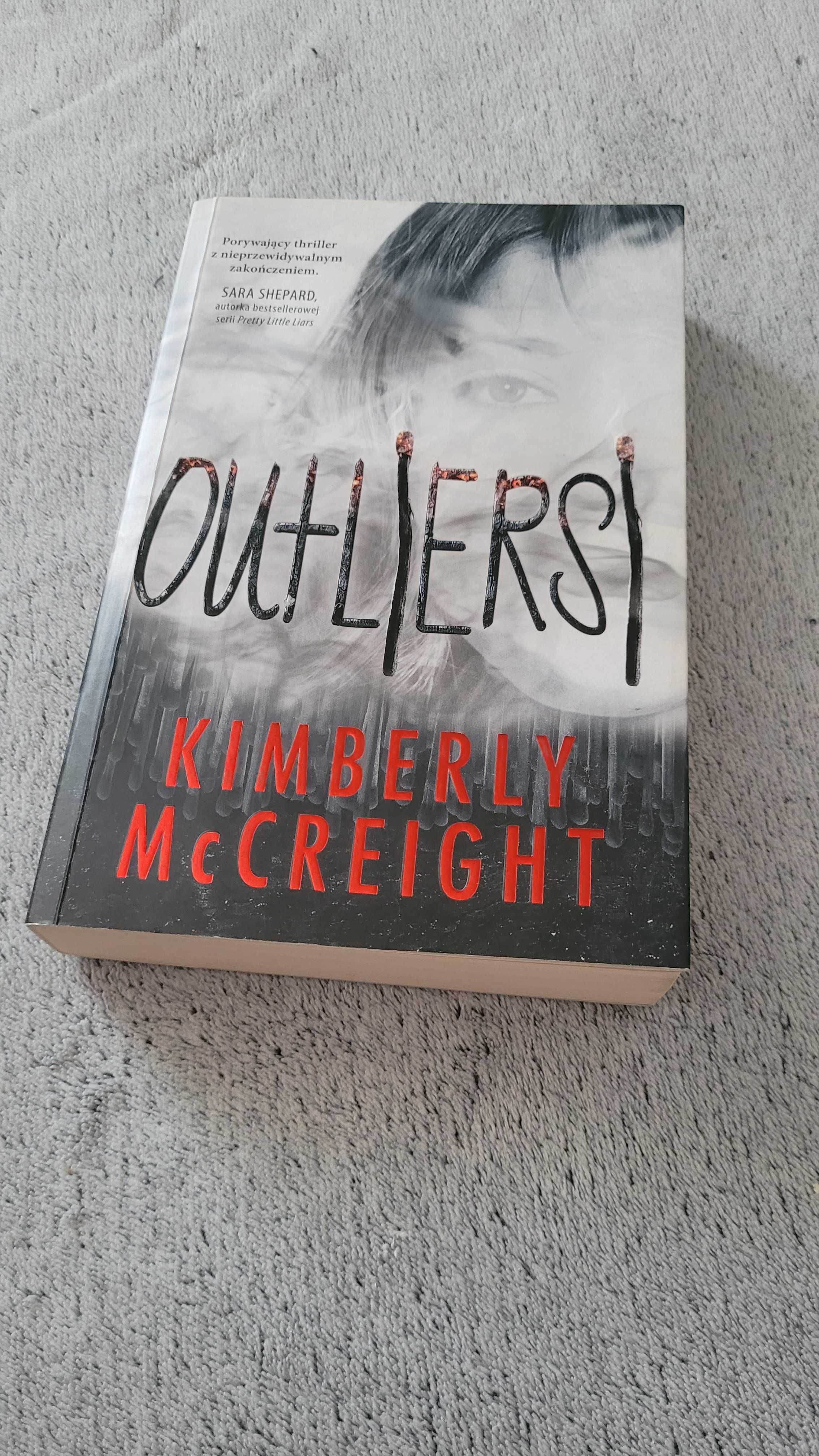 Książka Outliersi Kimberly McCreight