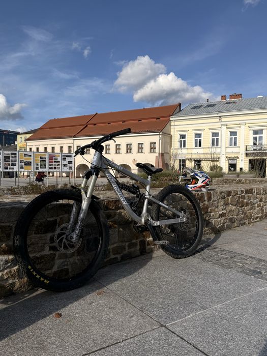 Banshee Scythe M 26” rower downhill, freeride