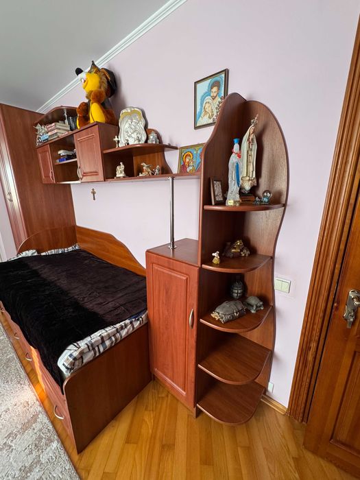 Комплект шафи з ліжком (як нове)