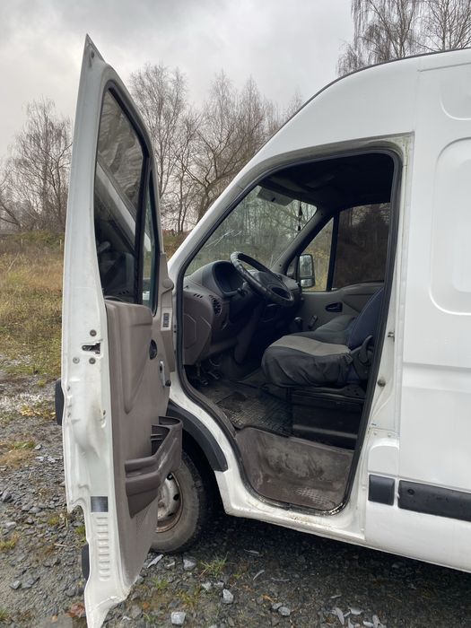 Nisan interstar (renault master) 2.5 нетурбований