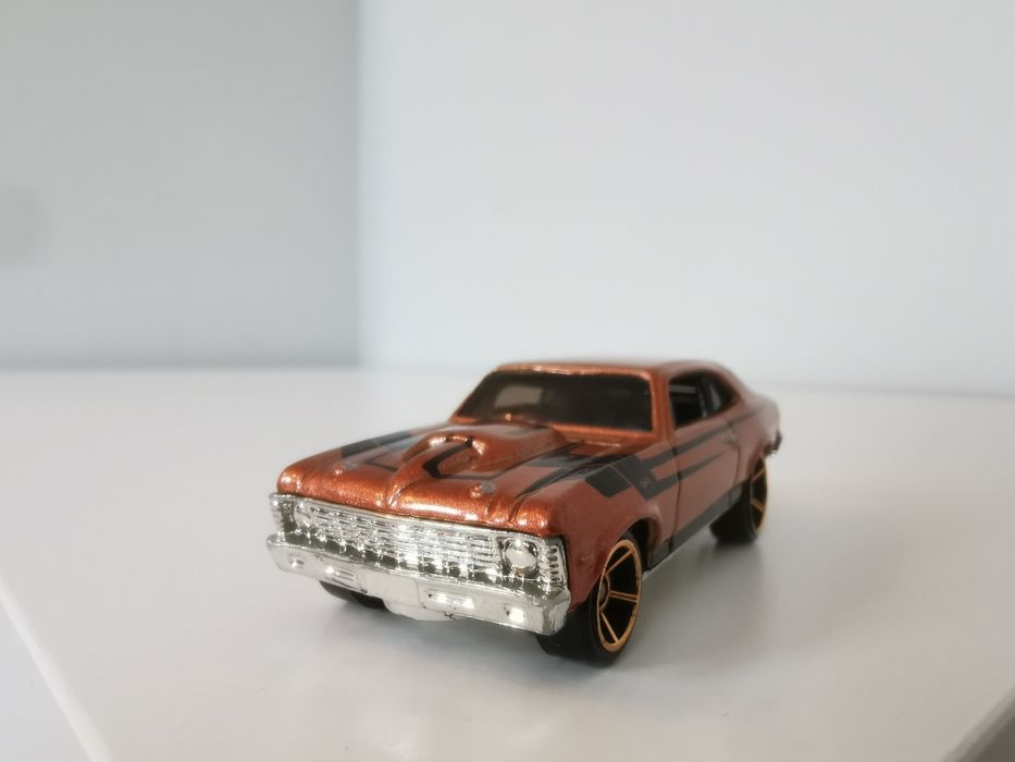 Hot Wheels Resorak '68 Chevrolet Nova