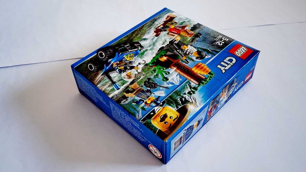 Lego City Jungle Police 60171 Mountain Fugitives selado