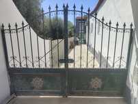Vende se portão de entrada