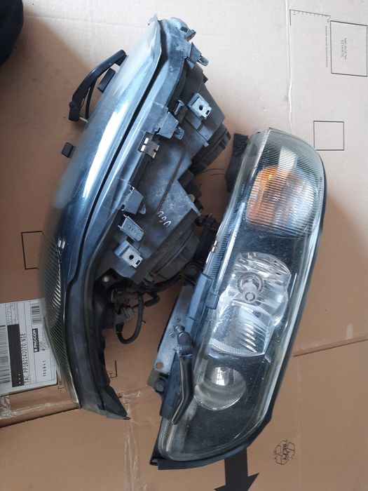 Lampy przód Volvo XC70 S60 V70 II XENON