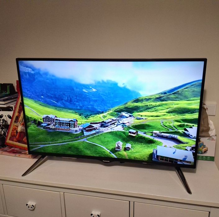 Telewizor Smart TV Android Netflix Wifi 200hz cienka ramka sliczny