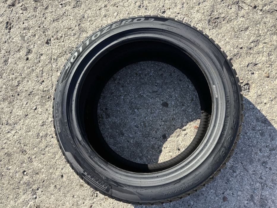Opony 235/45R18 Pirelli Winter Sottozero3 22rok