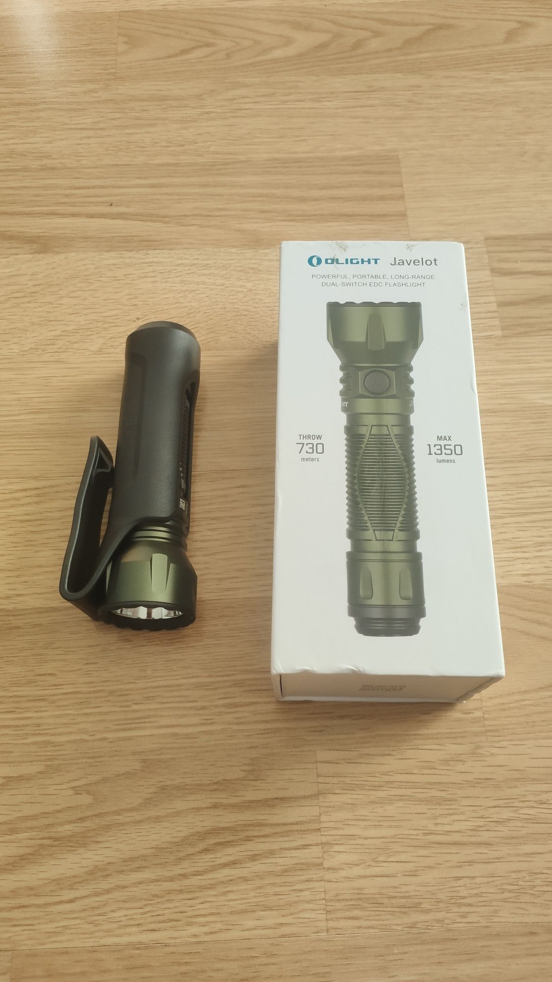 Latarka nowa Olight Javelot