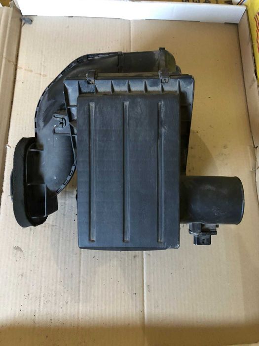 Корпус повітряного фільтра Nissan Navara d40 Nissan Pathfinder R51