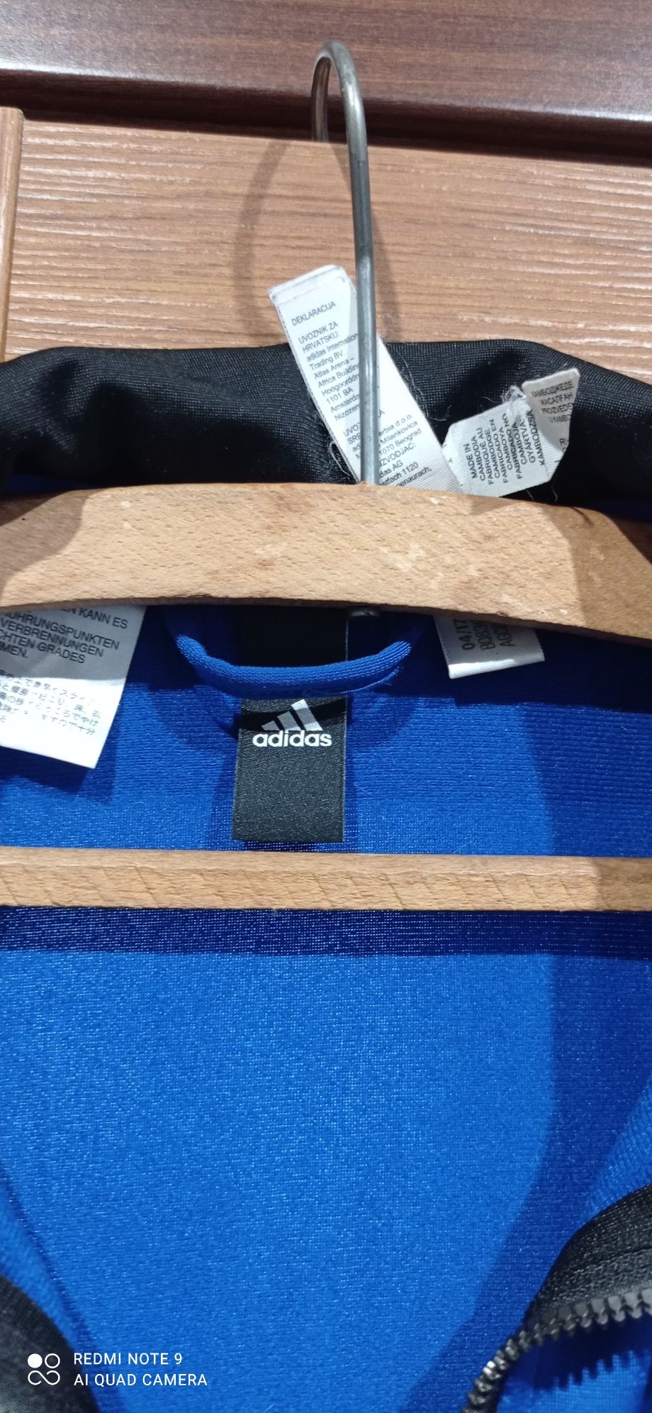Bluza Adidas rozmiar na metce stan bdb