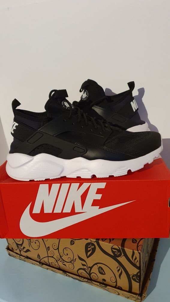 Sneakersy nowe męskie sportowe Nike Air Huarache Rozmiar 44