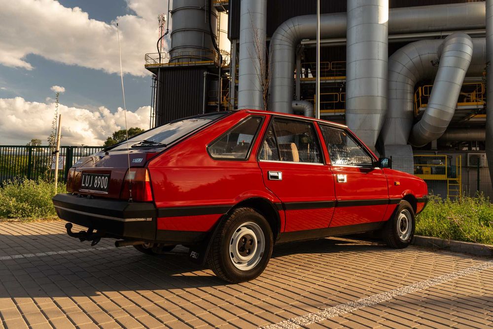 FSO Polonez 1.5 SLE MR89 Przejściówka Czarne Tablice
