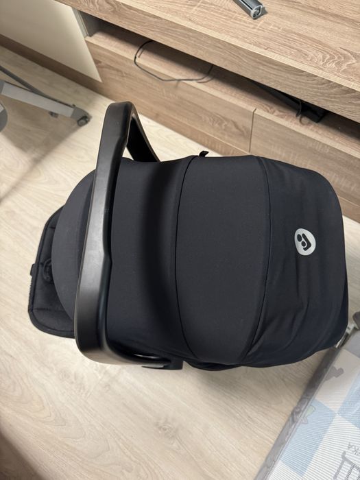 Автолюлька Maxi-Cosi marble з базою Isofix