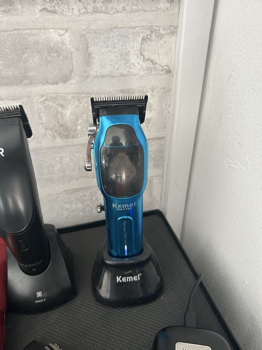 Kemei clipper como nova