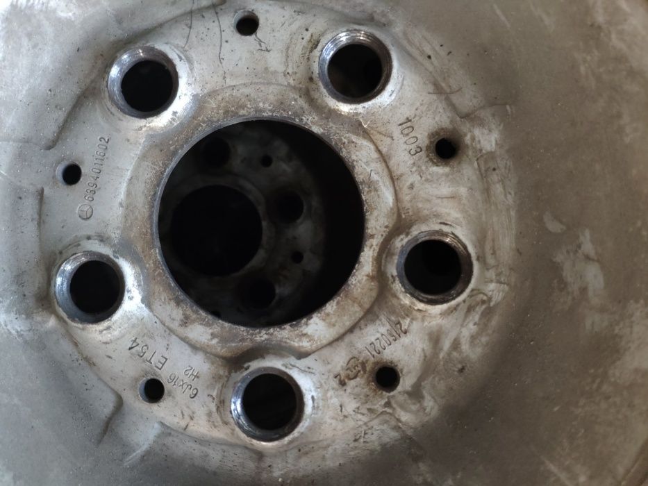 продам диски и шины летние на мерседес вито 639 vito 639 R16 5 112