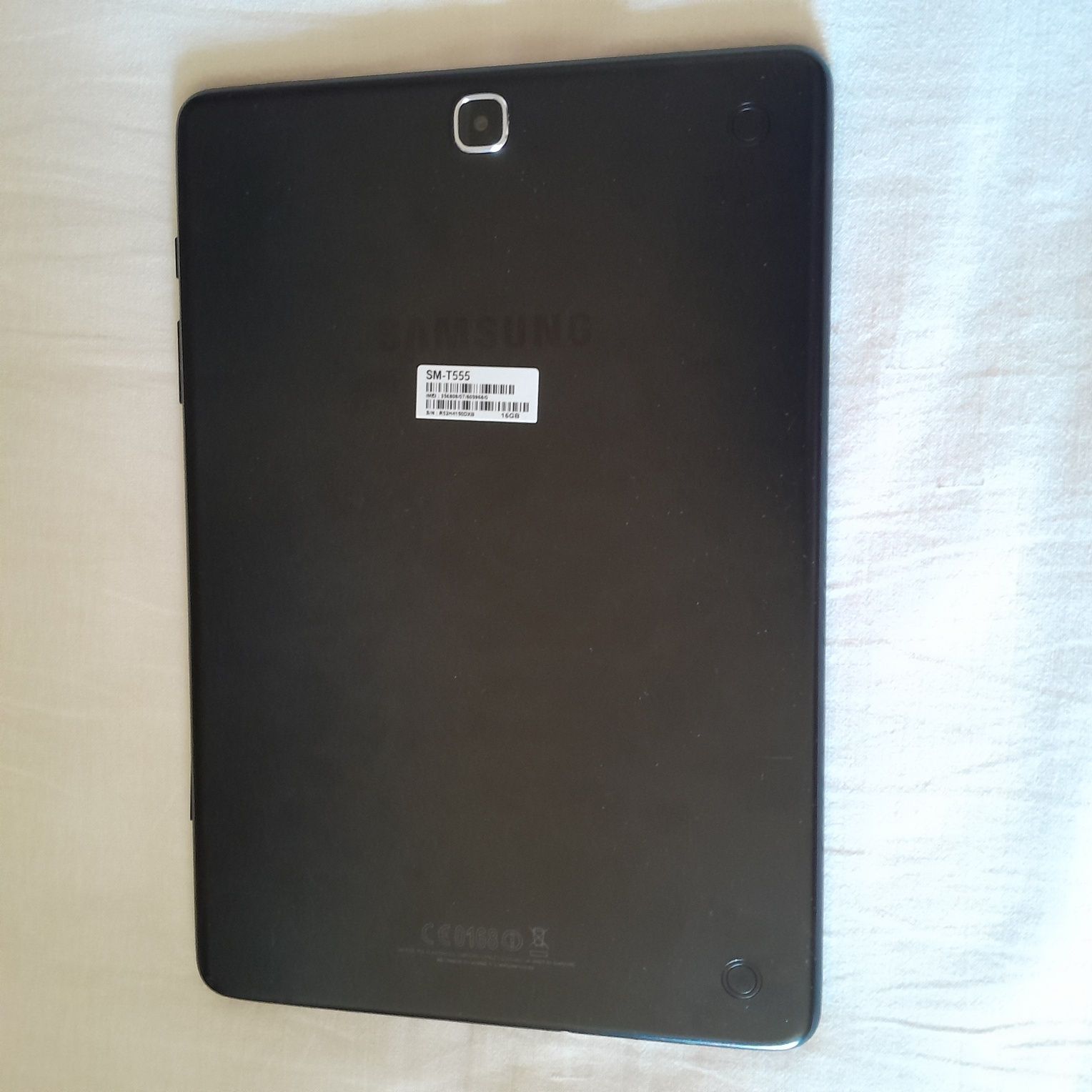 Samsung Galaxy Tab A . 9,7 дюйма. WiFi. Хорошее Состояние.