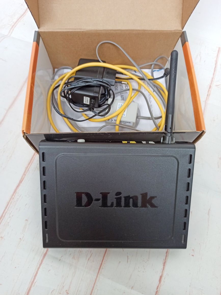 Роутер D-Link DSL-2600U