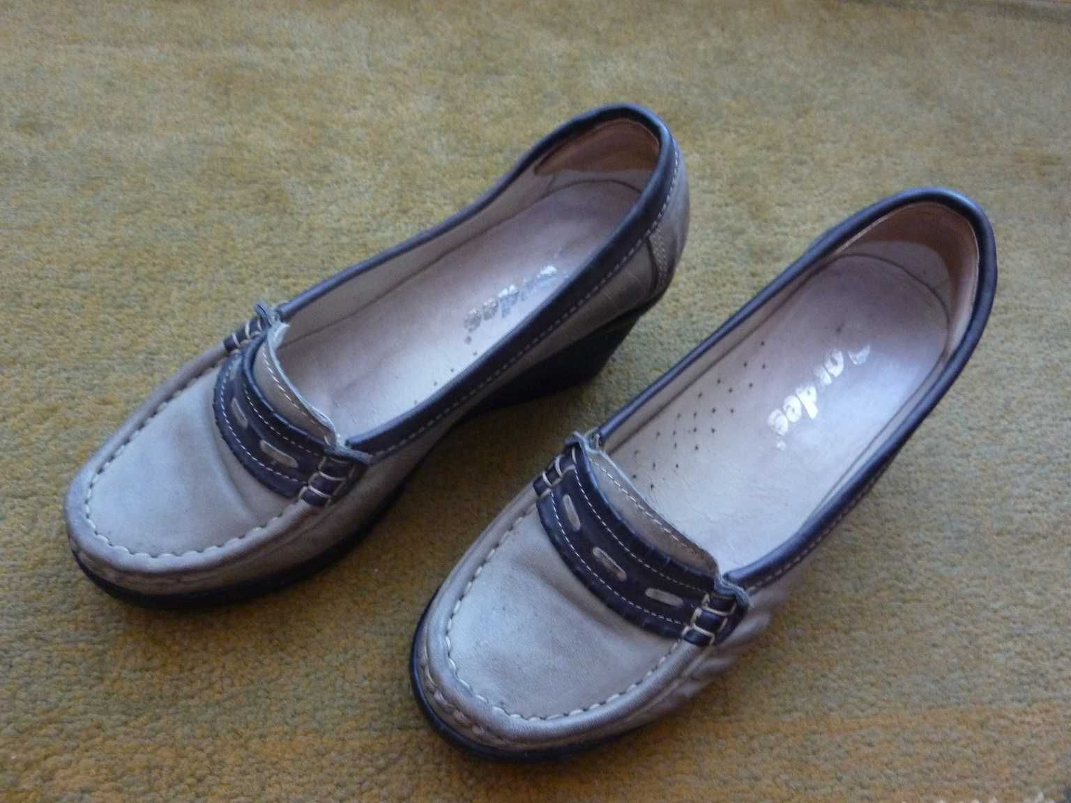 Okazja! Damskie półbuty na koturnie mokasyny r.36