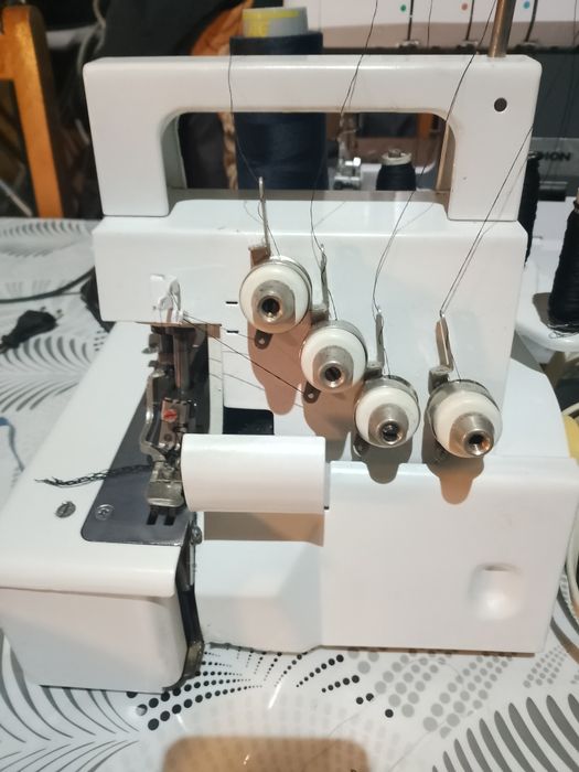 Оверлоки 3,4 ниткові