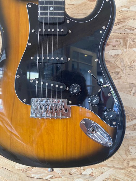 Guitarra elétrica phoenix