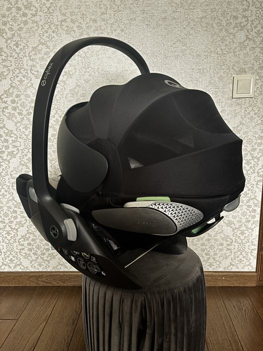Автокрісло Cybex Cloud T + plus i-Size Sepia Black чорне