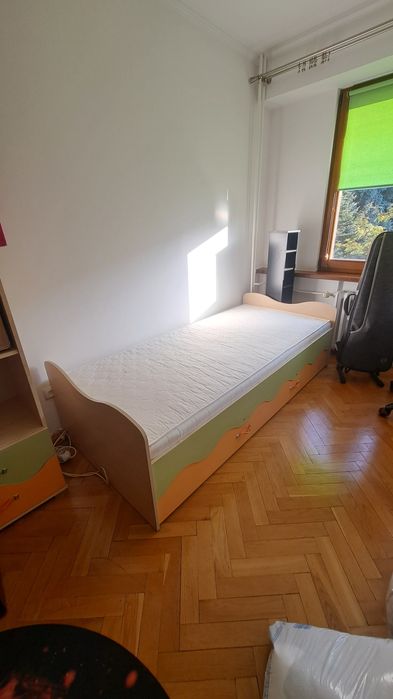 W okazyjnej cenie, zestaw mebli dla dziecka