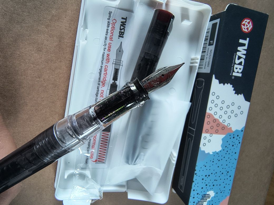 Pióro wieczne twsbi Swipe F z konwerterem