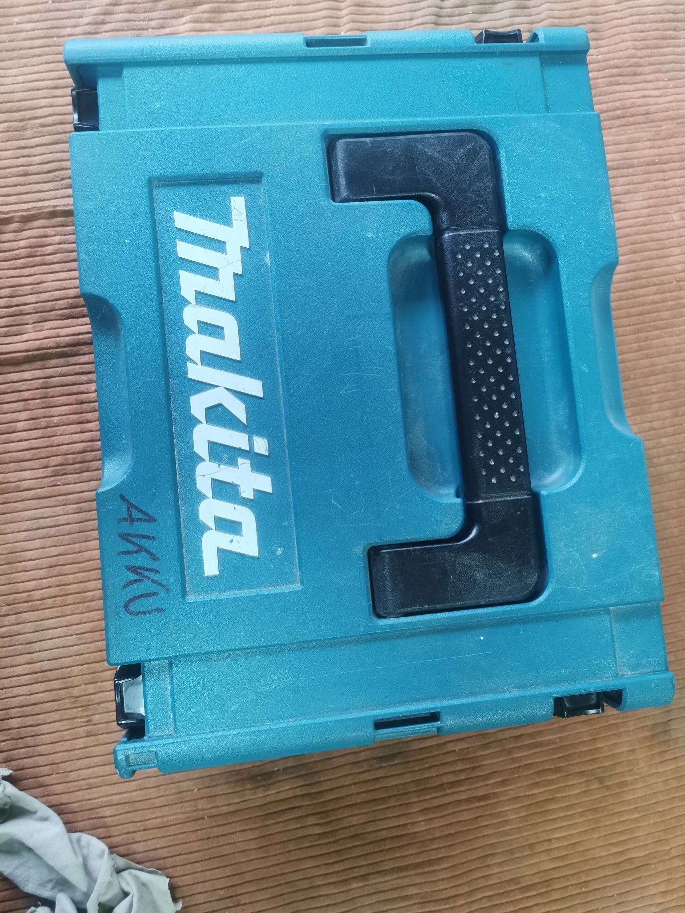 Makita DDF485RAJ + Makita TM301OC