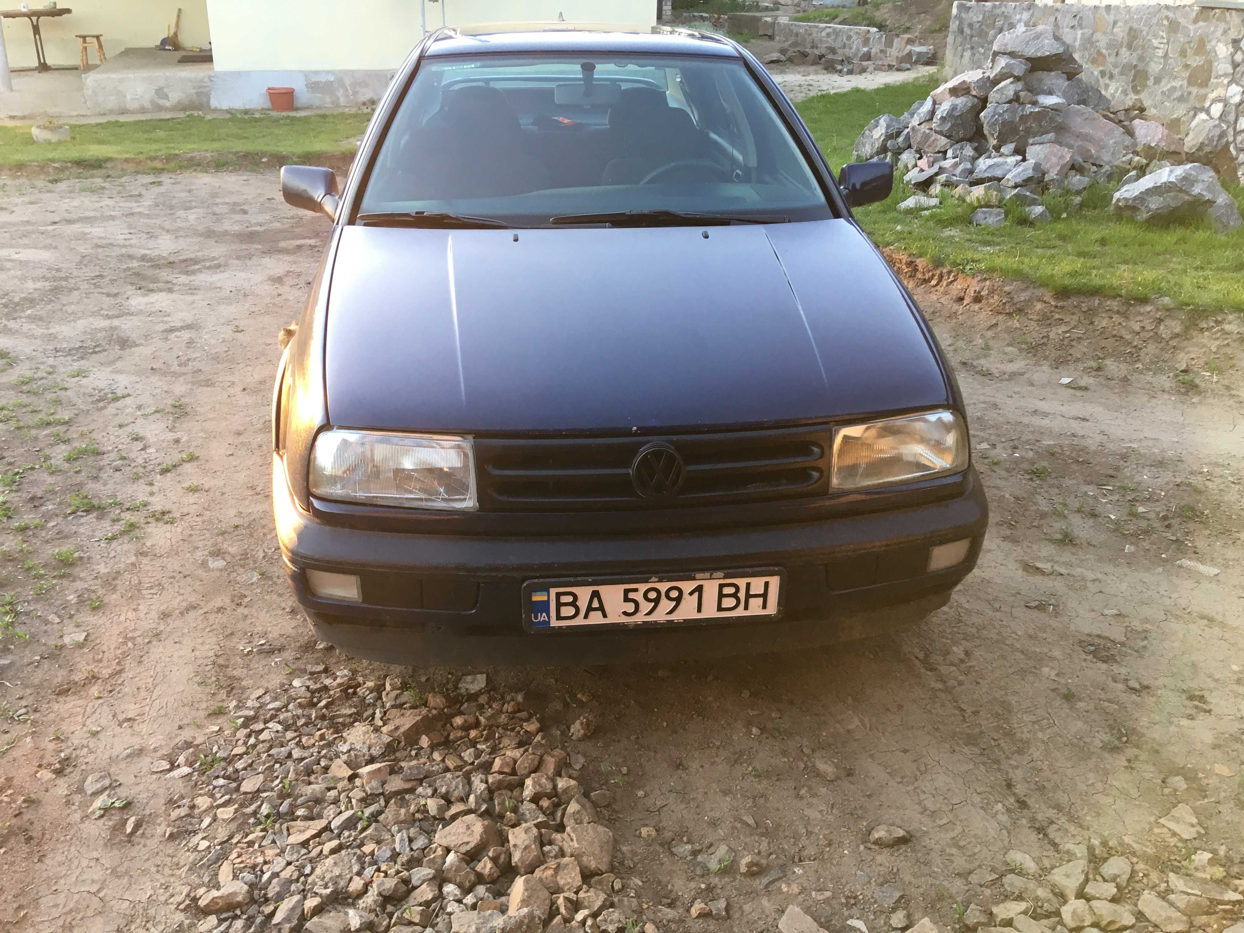 Volkswagen Vento 1.8