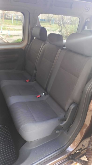 Volkswagen Caddy MAXI 2010