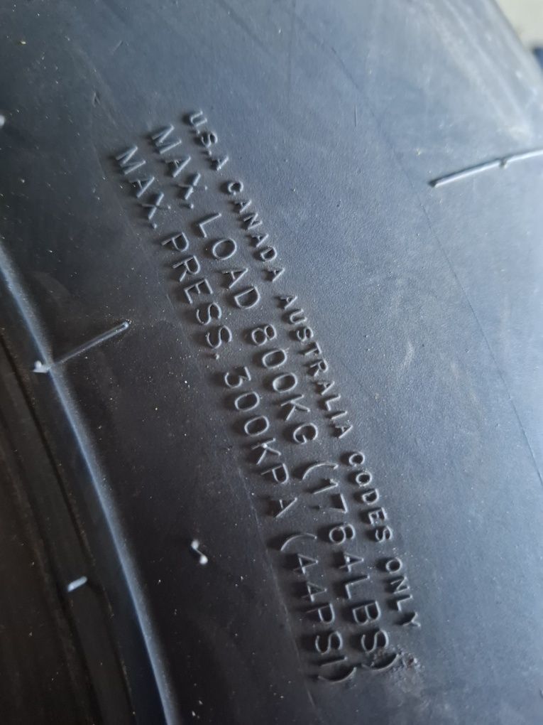 Opony całoroczne 215/75R15 Gripmax