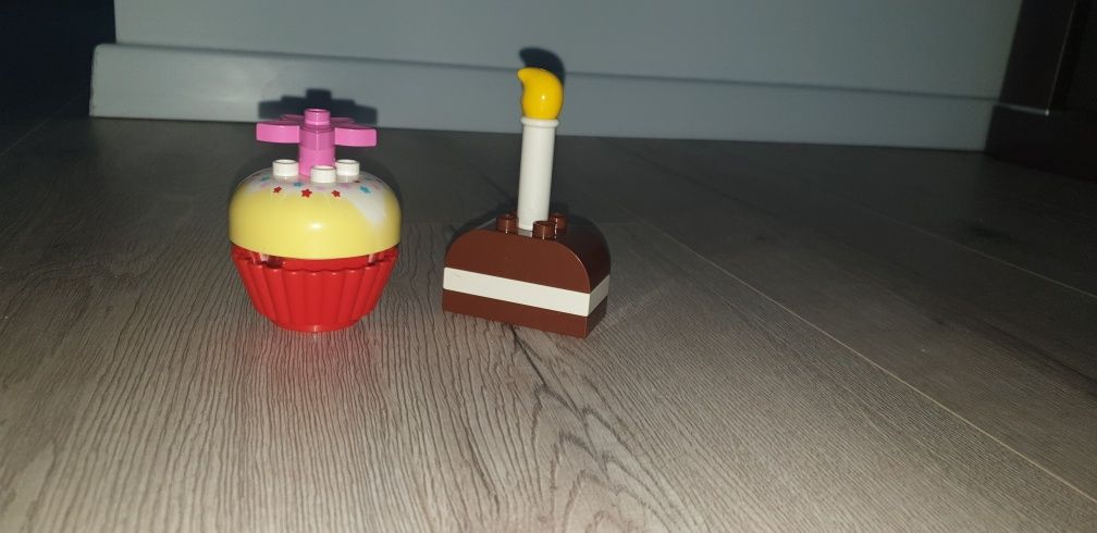 Ledo Duplo 10850 tort i świeczka