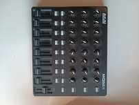 Akai MidiMix kontroler MIDI