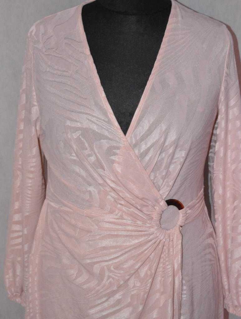 Elastyczna sukienka kopertowa River Island 44