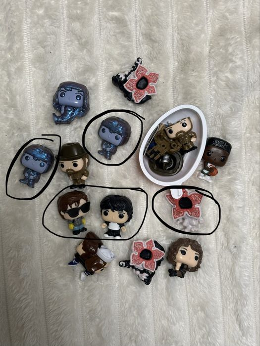 Дивні дива фігурки