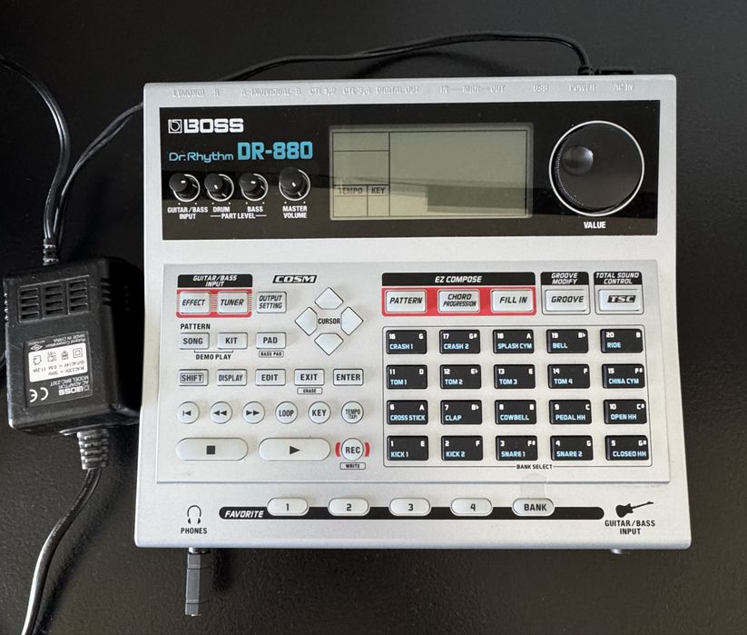 Boss Dr.Rhythm DR-880 maszyna perkusyjna / groovebox