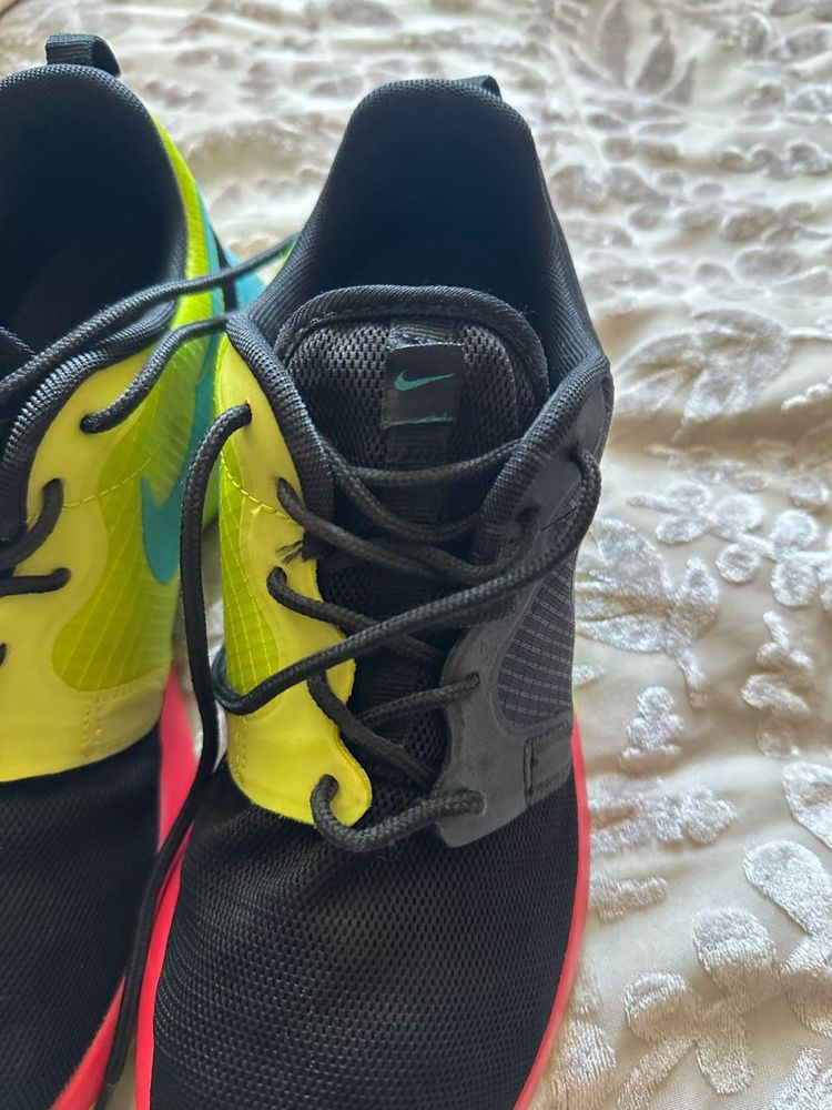 Кросівки Nike 40р