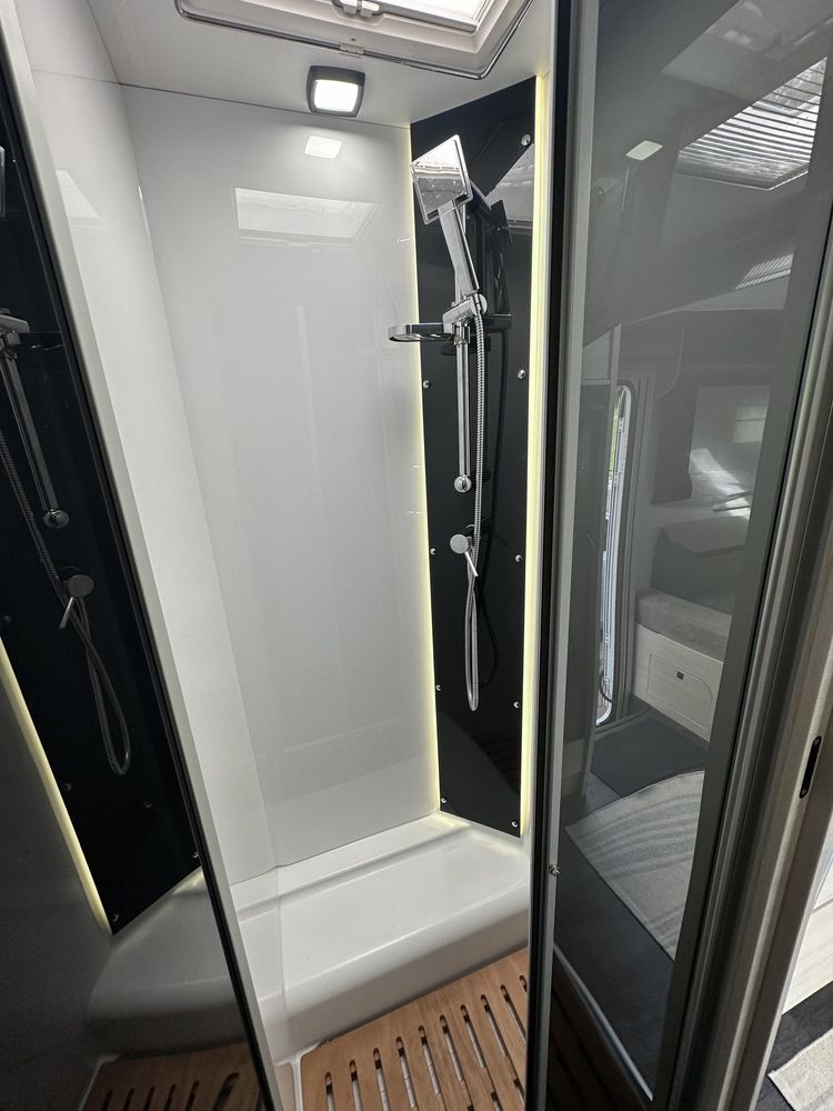 KAMPER AUTOMAT wysoki standard Chausson 720 Titanium Premium