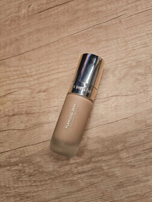 Podkład do twarzy Dr Irena Eris Flawless skin 40C