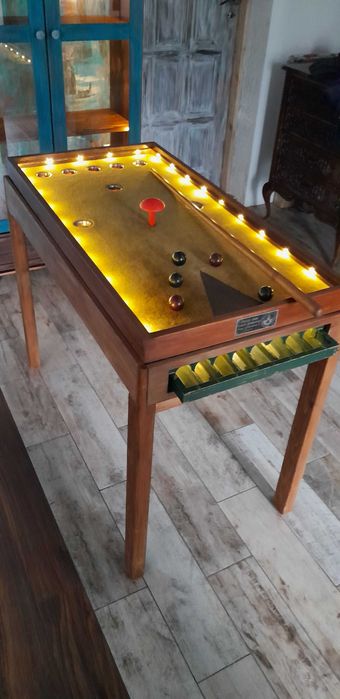 bilard, grzybek, retro