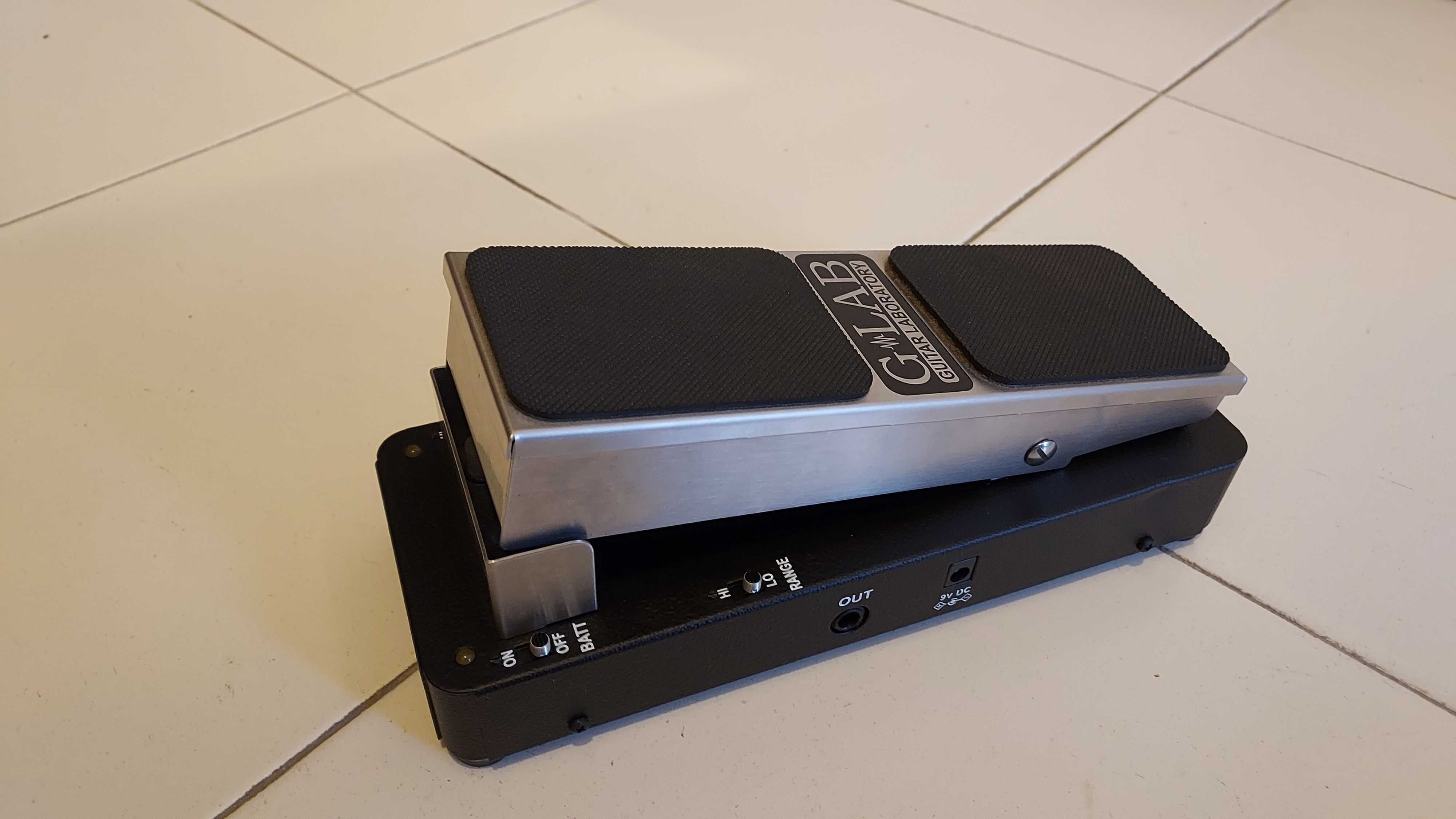 Pedal Wah Baixo G-Lab Wowee
