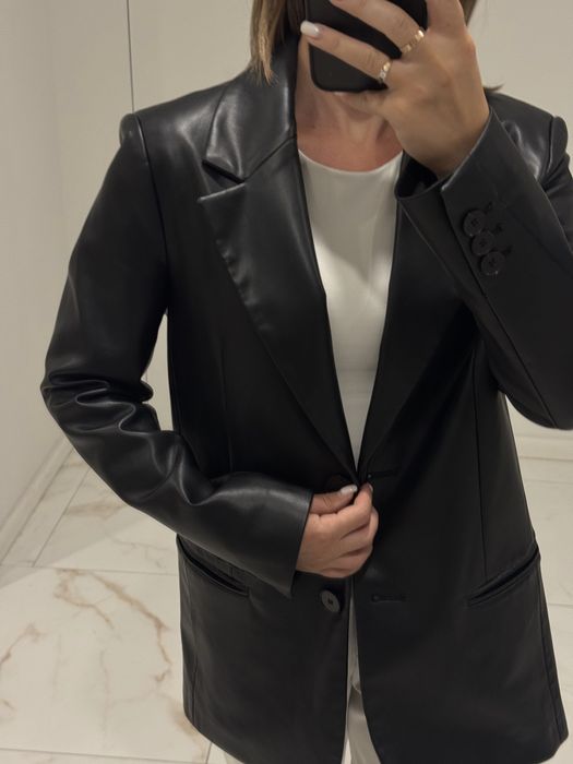 Шкіряний чорний піджак Зара