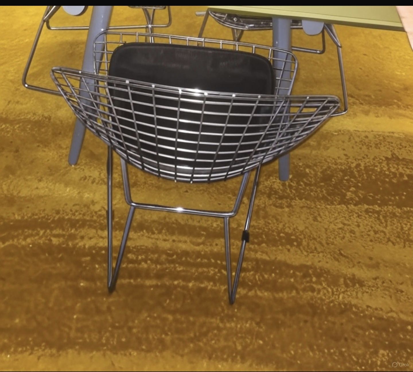 Conjunto 6 Cadeiras Design Bertoia Wire Style Cromadas com Almofadas