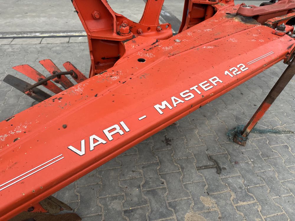 Pług kuhn Vari Master 122  5 skib 4+1 ażurowy