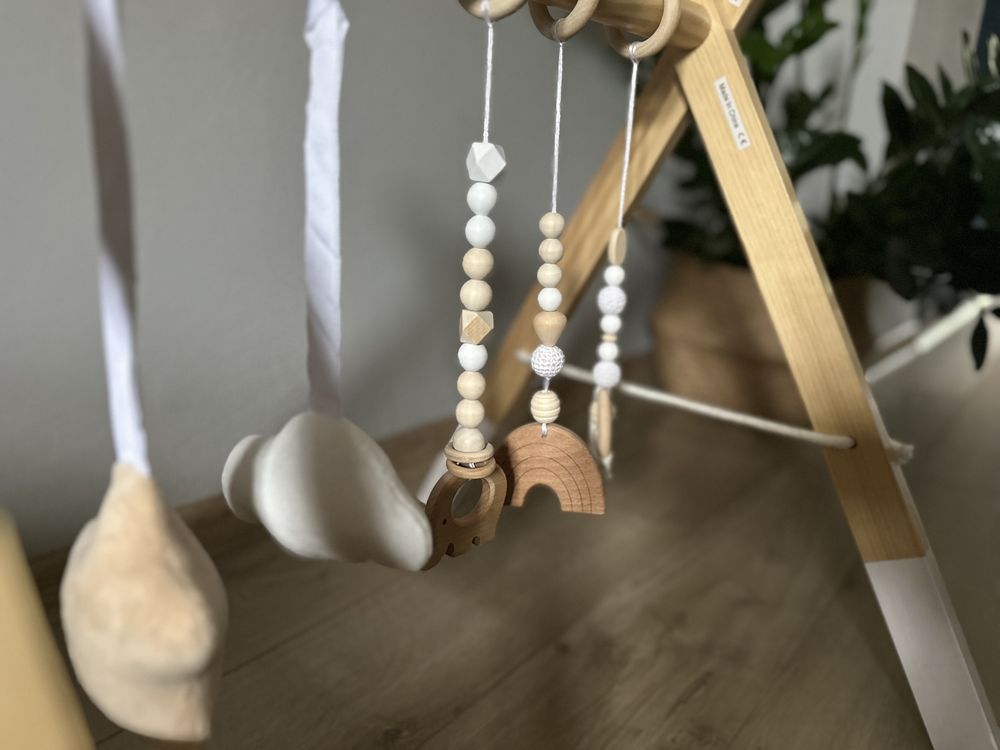 Baby gym stojaczek edukacyjnh